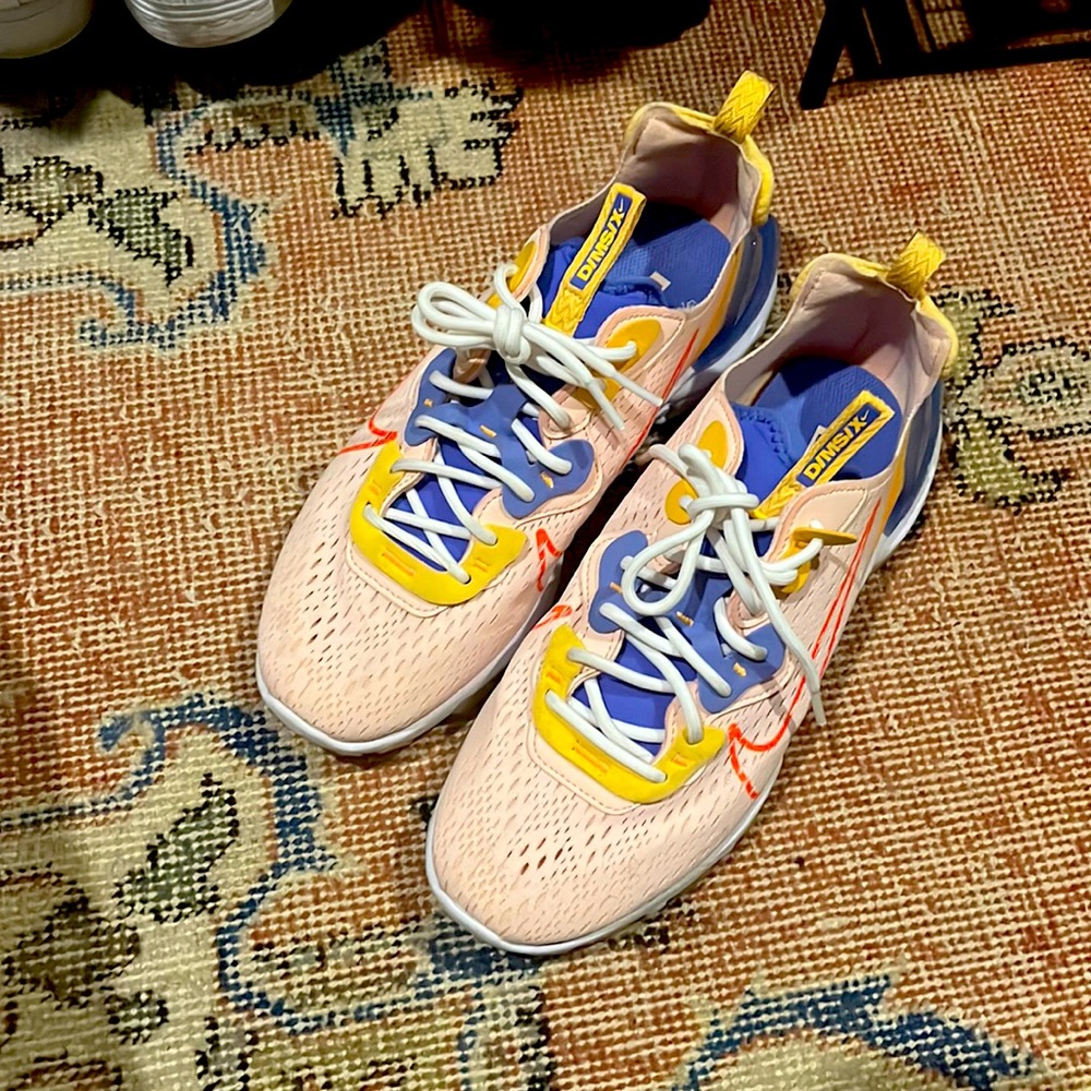 Nike shoes
